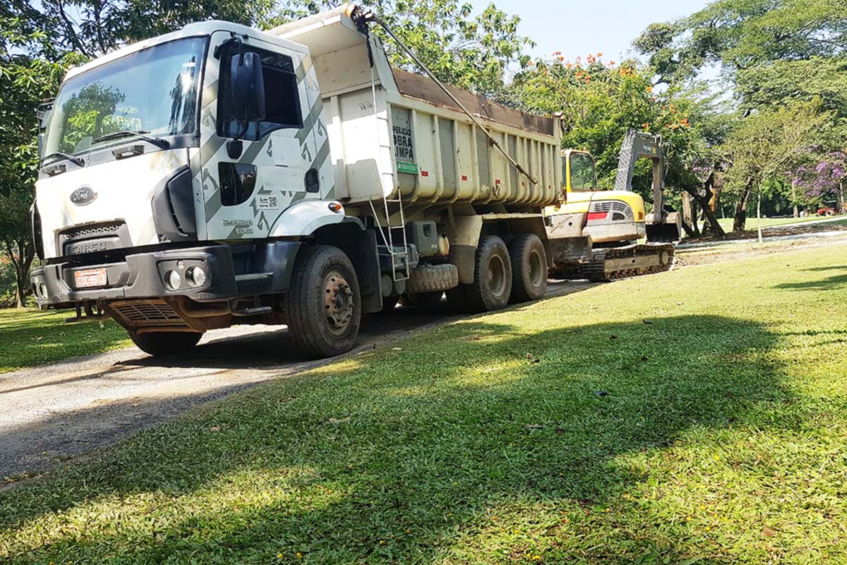 Fotos dos serviços de terraplenagem da São Caetano Terraplenagem