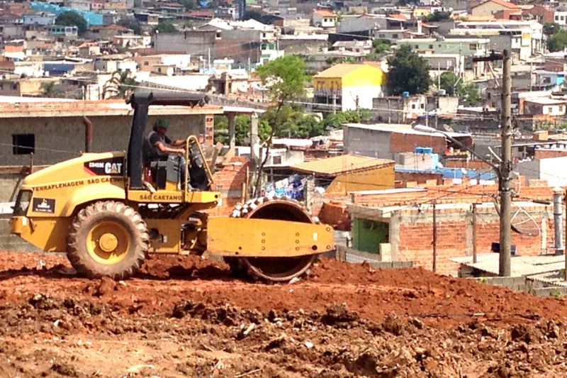 Fotos dos serviços de terraplenagem da São Caetano Terraplenagem