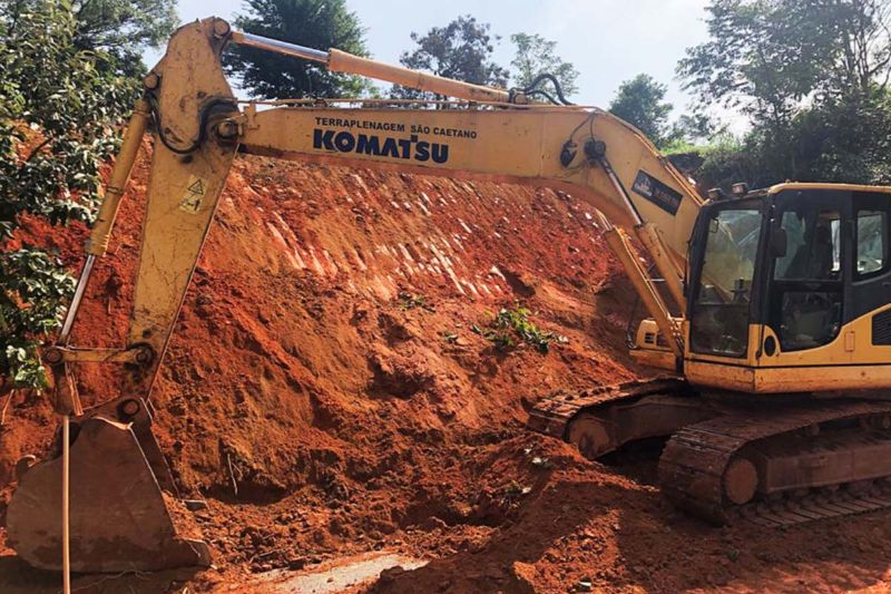 Fotos dos serviços de terraplenagem da São Caetano Terraplenagem